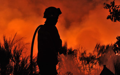 Ilmastonmuutos ja teknologian kehitys tuovat uusia työturvallisuusriskejä palomiehille