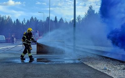 Kainuu tarjoaa uusille palomiehille 2 500 euron kertakorvauksen